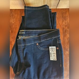 NWT Simply Vera Leggings